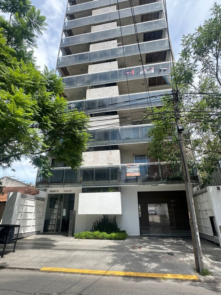 DEPARTAMENTO MUY LUMINOSO 